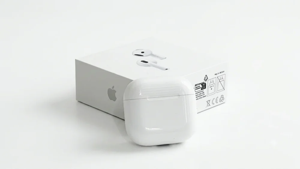 AirPods 4